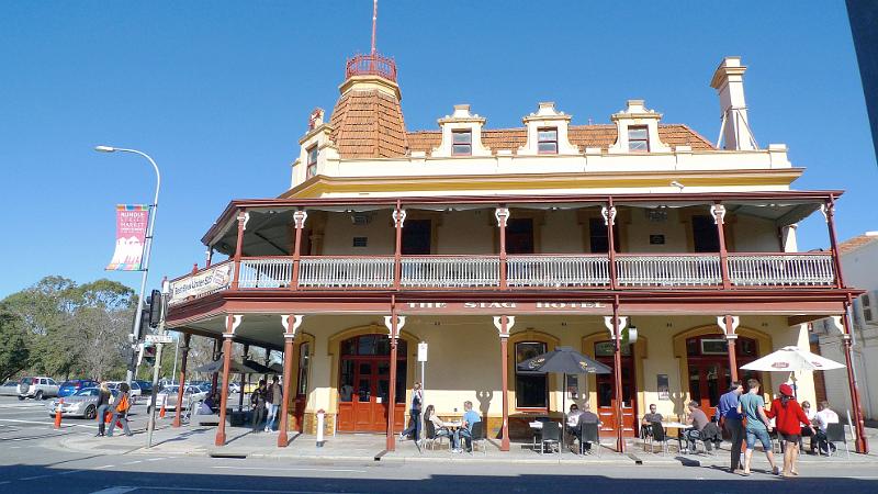 adelaide17.jpg - Stag Hotel in der Rundle Street, Ecke East Terrace.