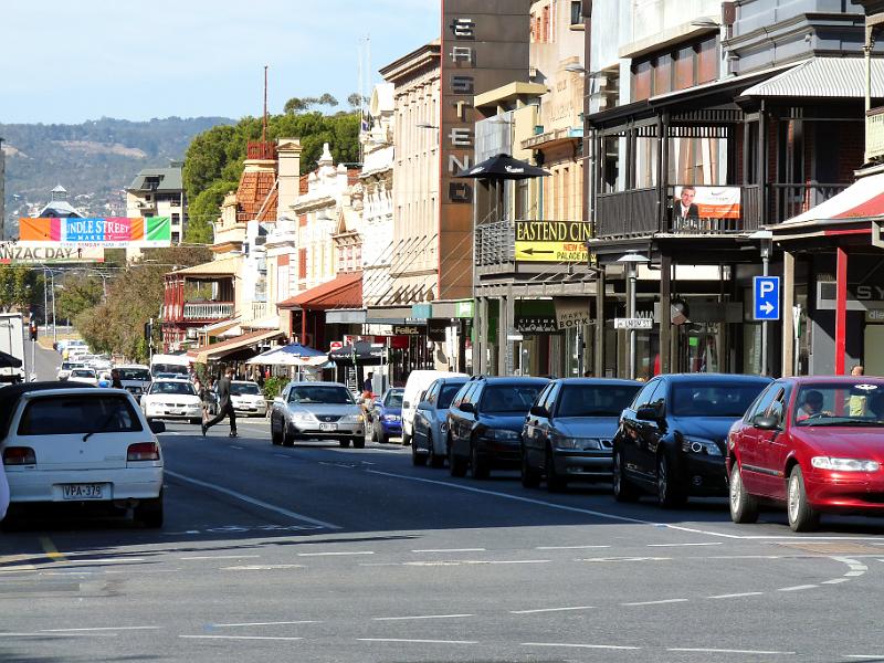 adelaide39.jpg - Die Verlängerung von der Rundle Mall ist die Rundle Street.